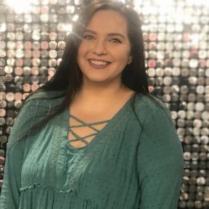 Meet your Posher, Alexandra